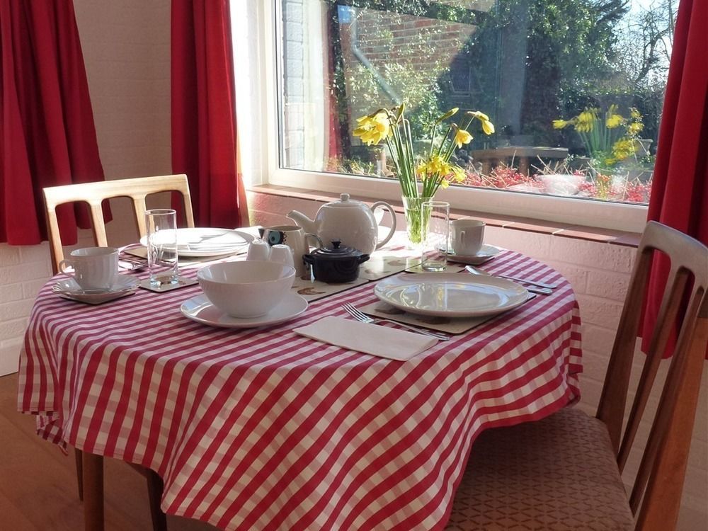 Manor Farm Stay Sutton-on-Sea Экстерьер фото