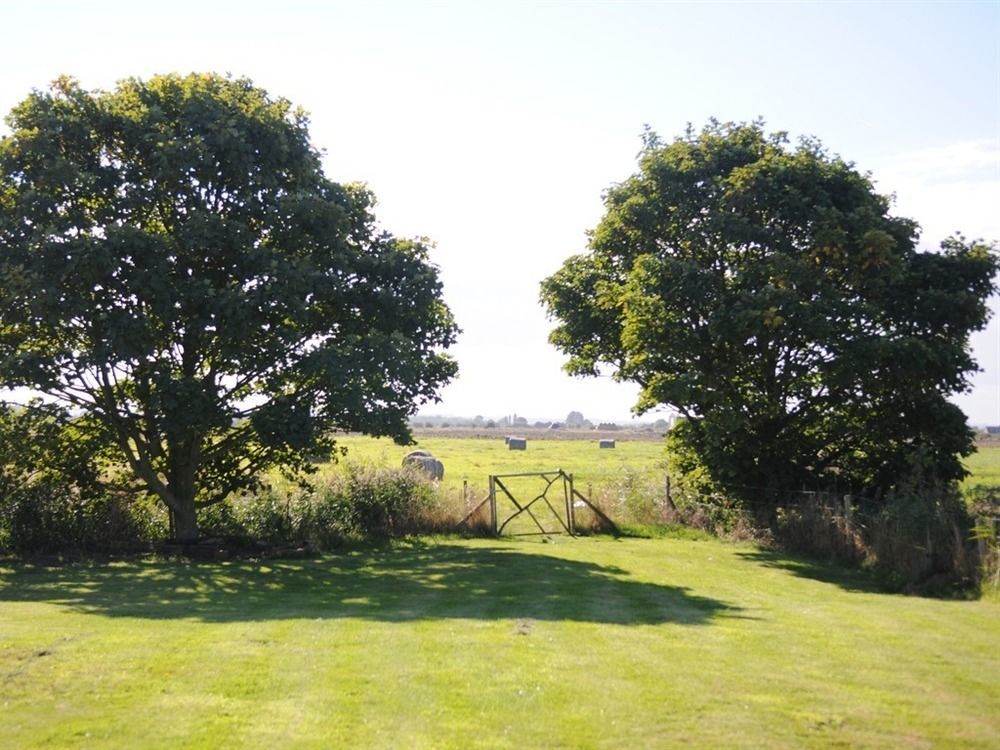 Manor Farm Stay Sutton-on-Sea Экстерьер фото